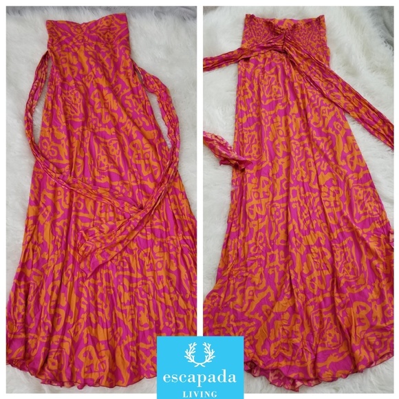 escapada Dresses & Skirts - 😍 Escapada Strapless Maxi Dress